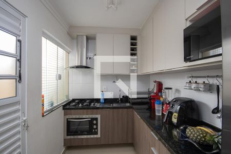 Casa de condomínio à venda com 72m², 2 quartos e 2 vagasCozinha