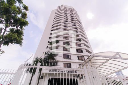 Apartamento à venda com 120m², 3 quartos e 3 vagasFachada