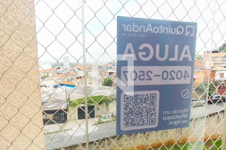 Plaquinha na sacada de apartamento para alugar com 2 quartos, 49m² em Jardim Norma, São Paulo