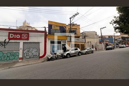 Casa para alugar com 40m², 1 quarto e sem vaga Casa para alugar com 40m², 1 quarto e sem vagaFachada