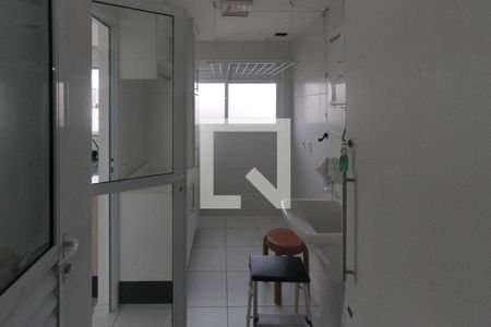 Apartamento para alugar com 77m², 2 quartos e 1 vagaÁrea de Serviço