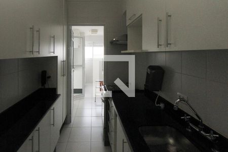 Apartamento para alugar com 77m², 2 quartos e 1 vagaCozinha