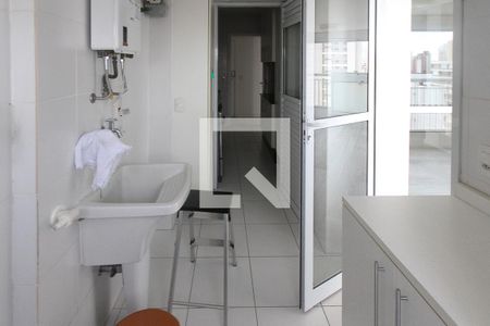 Apartamento para alugar com 77m², 2 quartos e 1 vagaÁrea de Serviço
