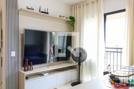Sala de apartamento para alugar com 2 quartos, 52m² em Del Castilho, Rio de Janeiro