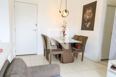 Sala de apartamento para alugar com 2 quartos, 52m² em Del Castilho, Rio de Janeiro