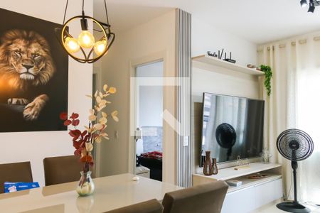 Sala de apartamento para alugar com 2 quartos, 52m² em Del Castilho, Rio de Janeiro