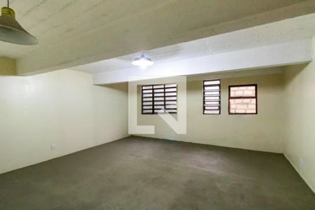 Casa à venda com 598m², 5 quartos e 4 vagasQuarto