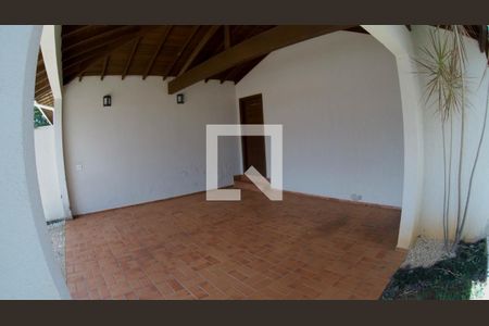 Casa de condomínio à venda com 330m², 3 quartos e 4 vagas Casa de condomínio à venda com 330m², 3 quartos e 4 vagasGaragem