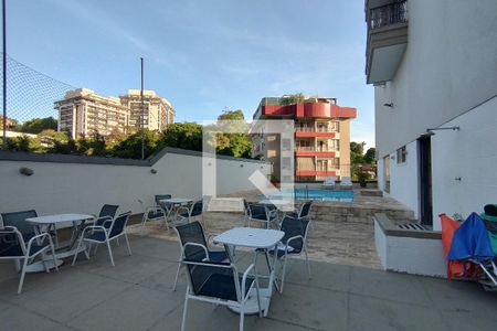 Apartamento à venda com 75m², 2 quartos e 1 vaga Apartamento à venda com 75m², 2 quartos e 1 vagaÁrea comum - Piscina