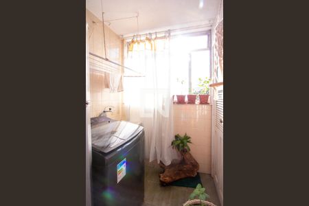 Apartamento à venda com 75m², 2 quartos e 1 vaga Apartamento à venda com 75m², 2 quartos e 1 vagaÁrea de Serviço