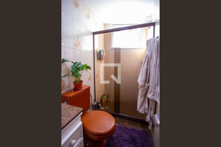 Apartamento à venda com 75m², 2 quartos e 1 vaga Apartamento à venda com 75m², 2 quartos e 1 vagaBanheiro da Suíte