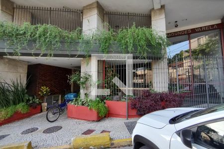 Apartamento à venda com 75m², 2 quartos e 1 vaga Apartamento à venda com 75m², 2 quartos e 1 vagaFachada do Prédio