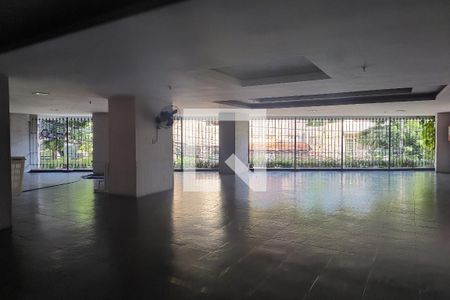 Apartamento à venda com 75m², 2 quartos e 1 vaga Apartamento à venda com 75m², 2 quartos e 1 vagaÁrea comum - Salão de festas