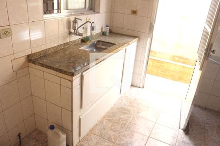 Casa à venda com 124m², 3 quartos e 2 vagasCozinha