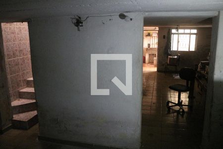 Casa à venda com 124m², 3 quartos e 2 vagasPorão