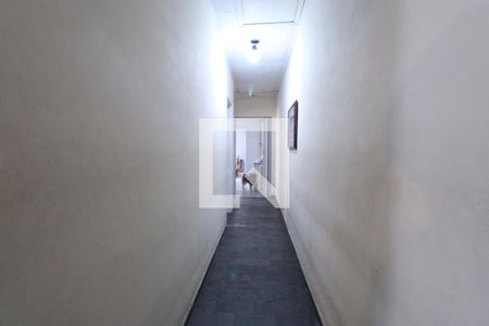 Casa à venda com 220m², 3 quartos e 1 vagaCorredor