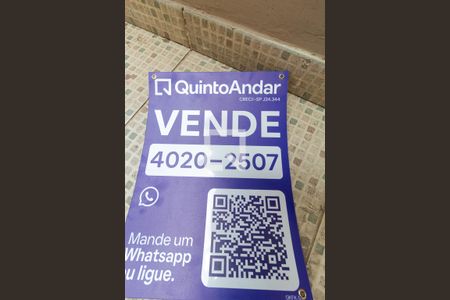 Casa à venda com 244m², 2 quartos e 1 vaga Casa à venda com 244m², 2 quartos e 1 vagaPlaca Instalada