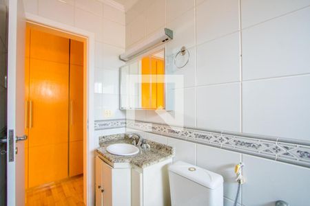 Casa à venda com 268m², 4 quartos e 3 vagas Casa à venda com 268m², 4 quartos e 3 vagasBanheiro 1