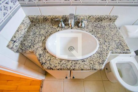 Casa à venda com 268m², 4 quartos e 3 vagas Casa à venda com 268m², 4 quartos e 3 vagasBanheiro 1