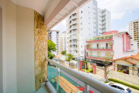 Casa à venda com 268m², 4 quartos e 3 vagas Casa à venda com 268m², 4 quartos e 3 vagasVaranda do quarto 1