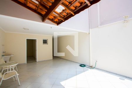 Casa à venda com 268m², 4 quartos e 3 vagas Casa à venda com 268m², 4 quartos e 3 vagasÁrea Gourmet