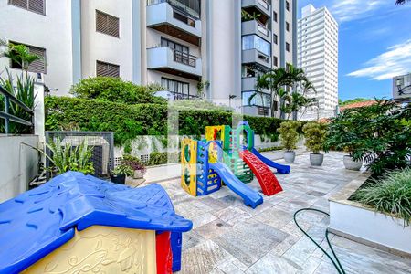 Apartamento à venda com 82m², 3 quartos e 2 vagasÁrea comum - Playground