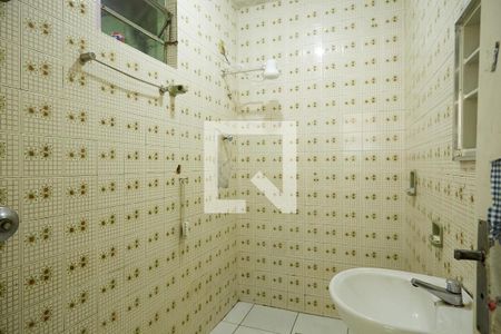 Casa à venda com 360m², 3 quartos e 8 vagasBanheiro