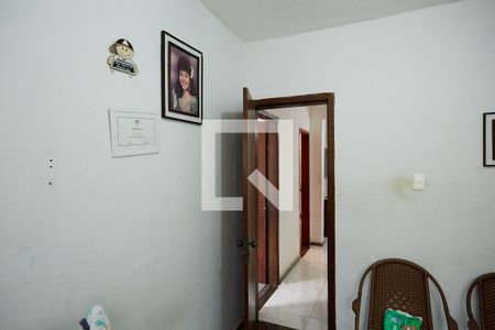 Casa à venda com 360m², 3 quartos e 8 vagasQuarto