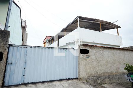 Casa à venda com 360m², 3 quartos e 8 vagasFachada