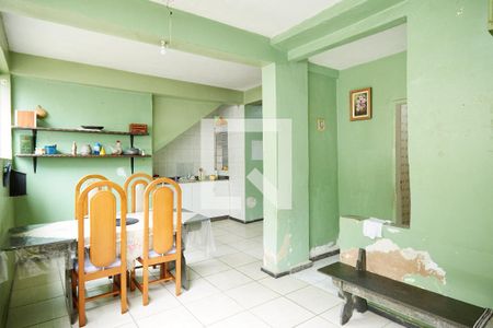 Casa à venda com 360m², 3 quartos e 8 vagasCozinha