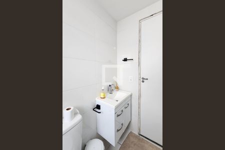 Apartamento à venda com 41m², 2 quartos e 1 vaga Apartamento à venda com 41m², 2 quartos e 1 vagaBanheiro