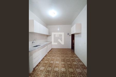 Casa à venda com 352m², 3 quartos e 1 vaga Casa à venda com 352m², 3 quartos e 1 vagaCozinha