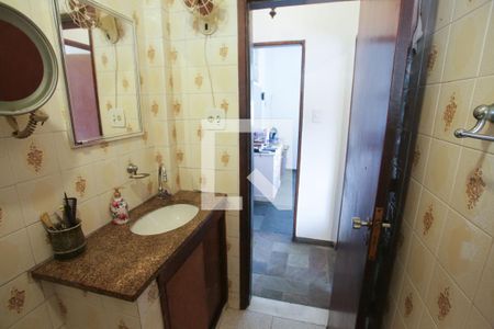 Apartamento para alugar com 51m², 2 quartos e 2 vagas Apartamento para alugar com 51m², 2 quartos e 2 vagasBanheiro
