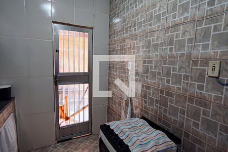 Casa à venda com 136m², 4 quartos e 2 vagas Casa à venda com 136m², 4 quartos e 2 vagascozinha