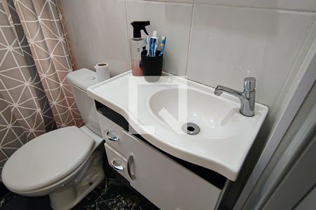 Casa à venda com 136m², 4 quartos e 2 vagas Casa à venda com 136m², 4 quartos e 2 vagascasa 2 - banheiro