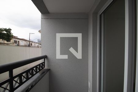 Apartamento para alugar com 47m², 2 quartos e sem vaga Apartamento para alugar com 47m², 2 quartos e sem vagaVaranda