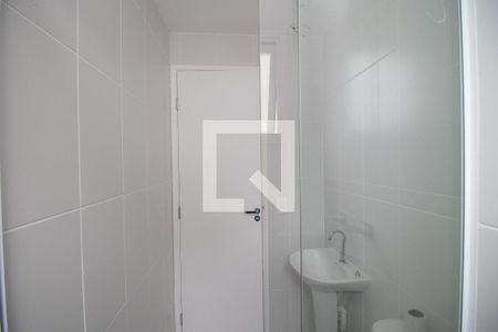 Apartamento para alugar com 47m², 2 quartos e sem vaga Apartamento para alugar com 47m², 2 quartos e sem vagaBanheiro