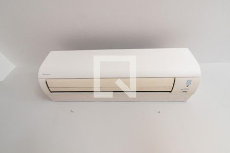 Sala de apartamento à venda com 3 quartos, 233m² em Vila Monumento, São Paulo