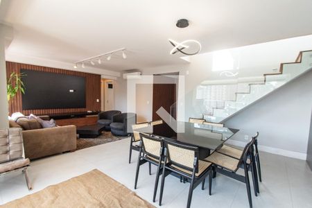 Sala de apartamento à venda com 3 quartos, 233m² em Vila Monumento, São Paulo