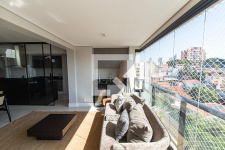 Sala de apartamento à venda com 3 quartos, 233m² em Vila Monumento, São Paulo
