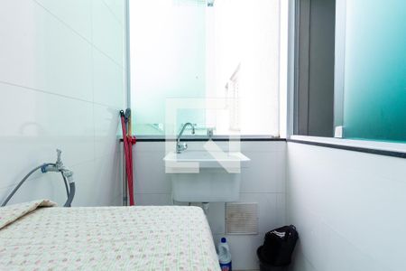 Apartamento à venda com 48m², 2 quartos e 1 vagaCozinha e Área de Serviço