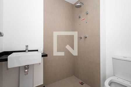 Banheiro de kitnet/studio para alugar com 1 quarto, 22m² em Paraíso, São Paulo