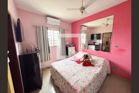 Casa à venda com 70m², 3 quartos e 1 vaga Casa à venda com 70m², 3 quartos e 1 vagaQuarto 3