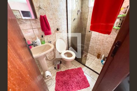 Casa à venda com 70m², 3 quartos e 1 vaga Casa à venda com 70m², 3 quartos e 1 vagaBanheiro