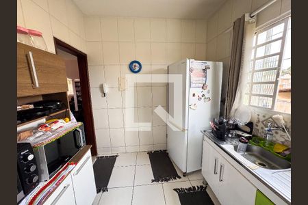 Casa à venda com 70m², 3 quartos e 1 vaga Casa à venda com 70m², 3 quartos e 1 vagaCozinha
