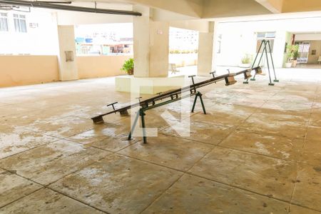 Apartamento para alugar com 66m², 2 quartos e 1 vagaÁrea comum - Playground