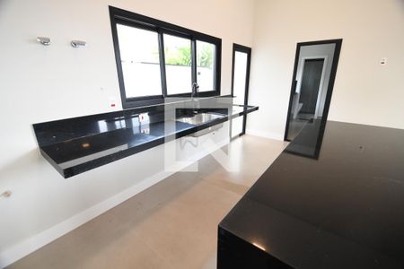 Casa de condomínio à venda com 450m², 5 quartos e 6 vagasCozinha
