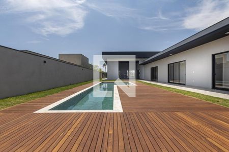 Casa de condomínio à venda com 450m², 5 quartos e 6 vagasPiscina