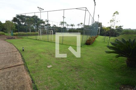Casa de condomínio à venda com 450m², 5 quartos e 6 vagasÁrea comum - Campo de Futebol