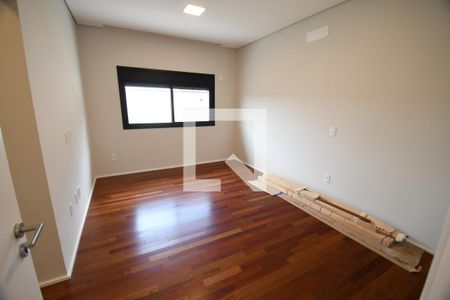 Casa de condomínio à venda com 450m², 5 quartos e 6 vagasQuarto 4 - Suíte